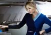 Penny elszabadul, vagy „kiszabadul”? A légikísérő 1. évad premier (The Flight Attendant, HBO – 2020) kritika A légikísérő
