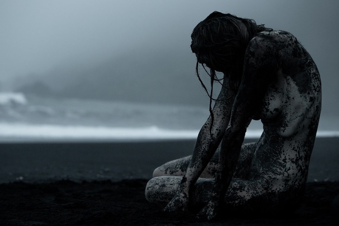 Izlandi misztikusság rengeteg hamuba takarva: Rejtélyes jég (Katla, 2021 – Netflix) 1. évad kritika Katla (Rejtélyes jég)