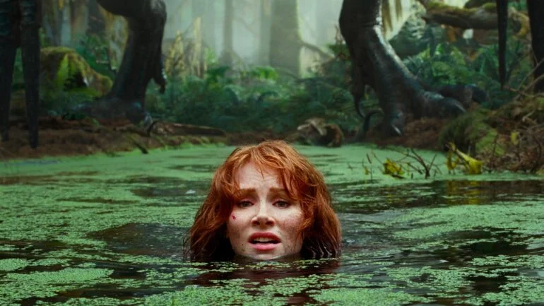 Jurassic World: Világuralom nem az a baj, hogy a dínók megeszik az embereket hír thumbnail