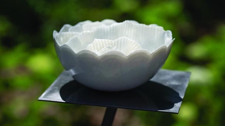 Borza Teréz: A fény metamorfózisa kiállítás thumbnail