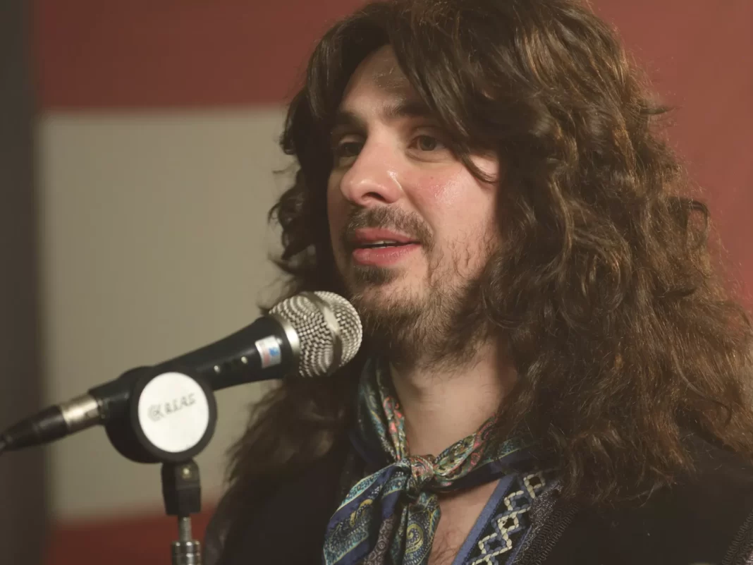 Radics Béla, a megátkozott gitáros (2023) kritika